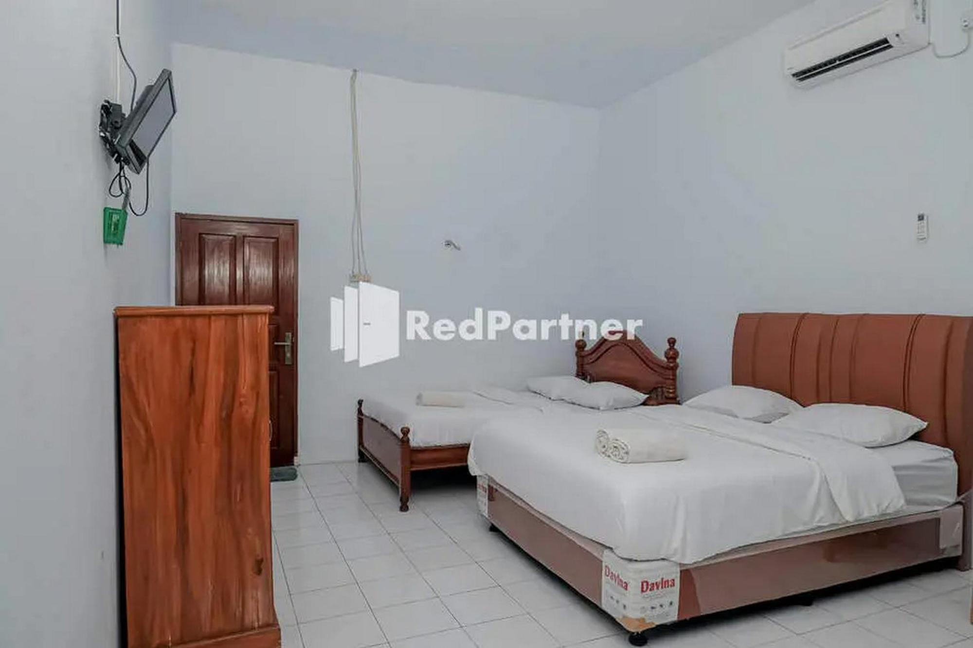 Pondok Damai Guest House Syariah Mitra Reddoorz Cirebon Zewnętrze zdjęcie