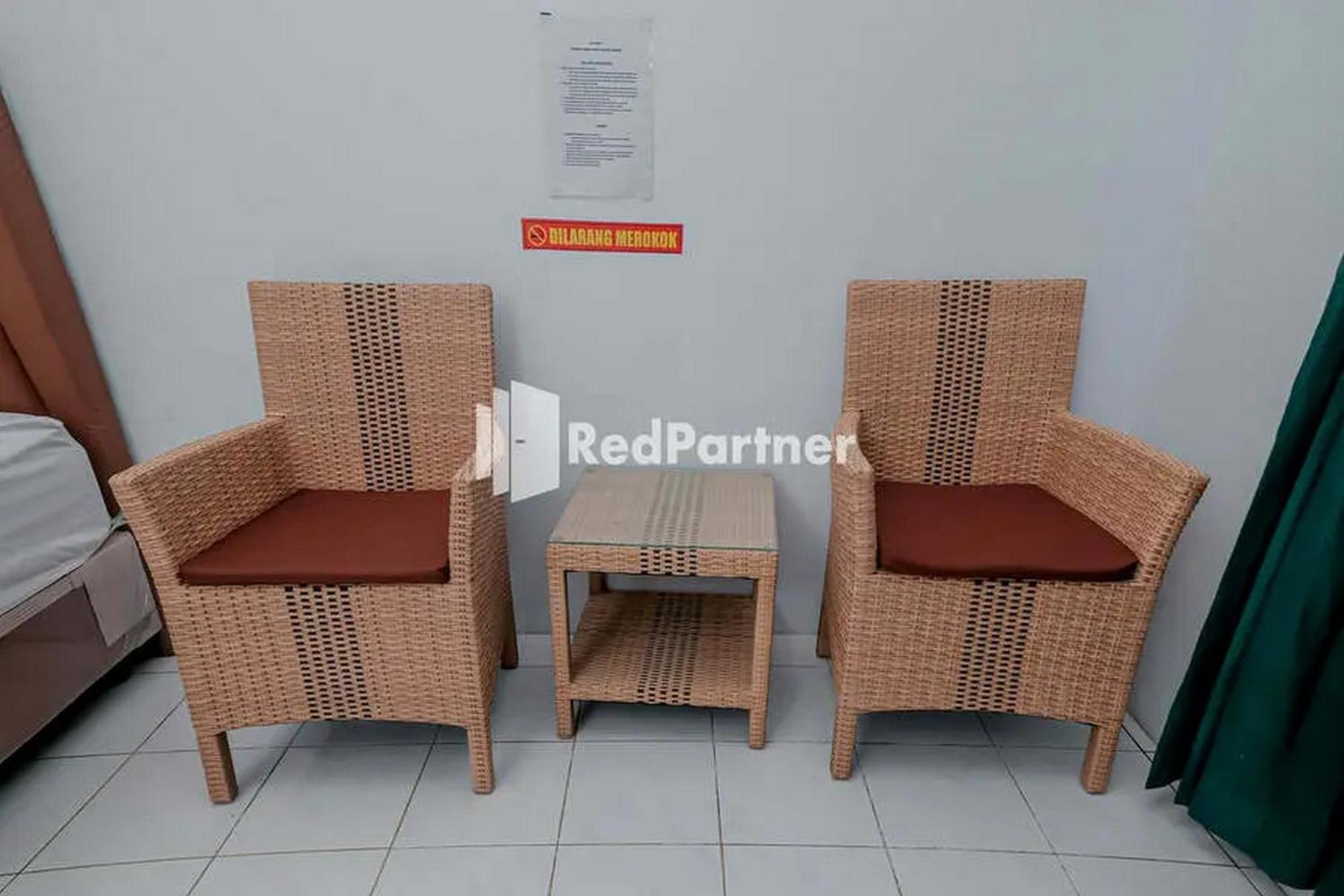 Pondok Damai Guest House Syariah Mitra Reddoorz Cirebon Zewnętrze zdjęcie